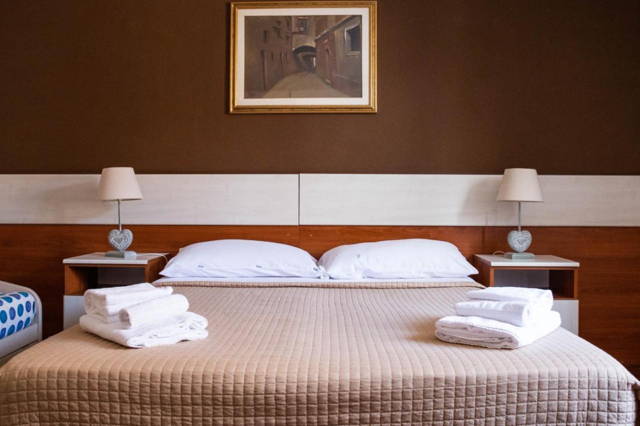 B&B Il Nido Κρότωνας Εξωτερικό φωτογραφία